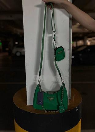 Сумка женская prada re-edition mini green зеленая