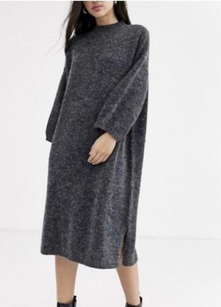 Трендовое вязаное теплое платье оверсайз бренд monki