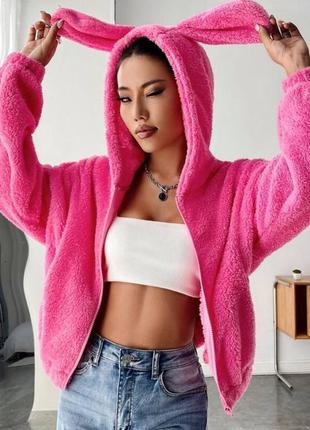 Женская кофточка на молнии