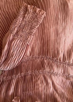 Розовая женская блуза zara жатка в складку пудровая7 фото