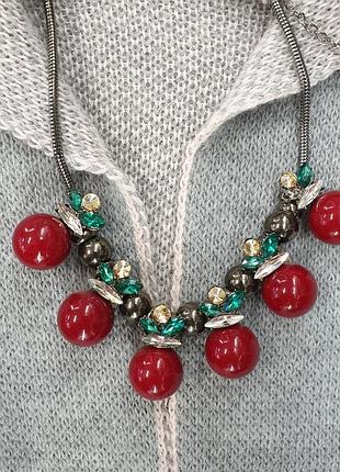 Стильное колье