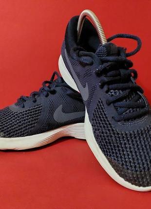 Жіночі кросівки nike по факту 37р. 24 см