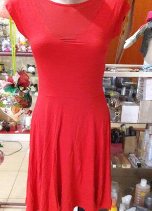 Червона сукня mango з прозорими вставками