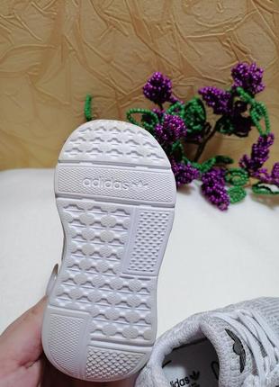 Кросівки, оригінал adidas 20 розмір2 фото