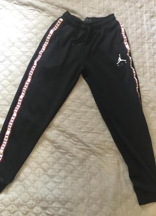 Продам штаны jordan jsw jumpman в размере s1 фото