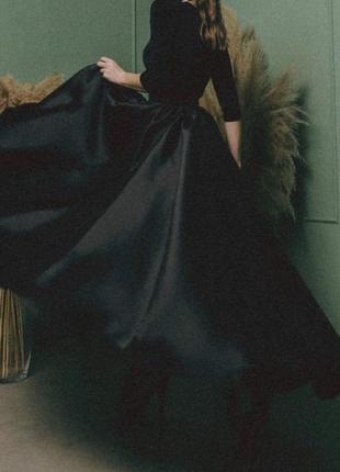 Шикарное вечернее платье