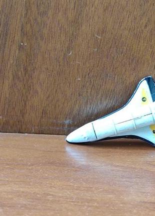Corgi space shuttle 007 made in great britain bond джеймс бонд