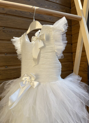 Сукня пишна біла2 фото