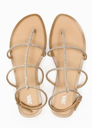 Босоніжки сандалі zara