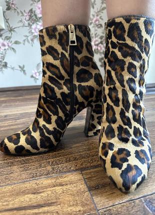 Just cavalli ботильоны на каблуке из меха пони/ ботинки на каблуке в леопардовый принт