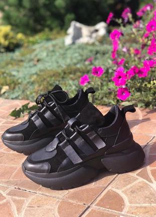 Весняні кросівки жіночі з натуральної шкіри замші з високою підошвою зручні модні красиві чорні 39р8 фото