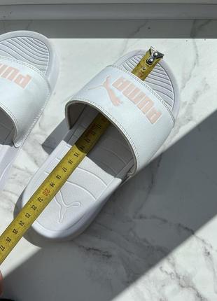 Белые шлепанцы puma popcat оригинальные слайды puma белые с розовым логотипом шлепанцы puma 35,58 фото