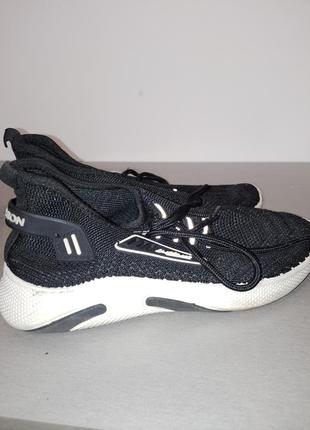 Кроссовки для дома