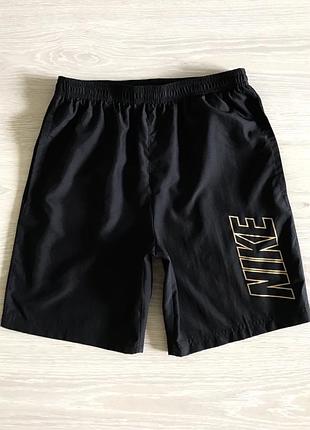 Nike оригінал класні шорти з кишенями з мʼякої, легкої тканини