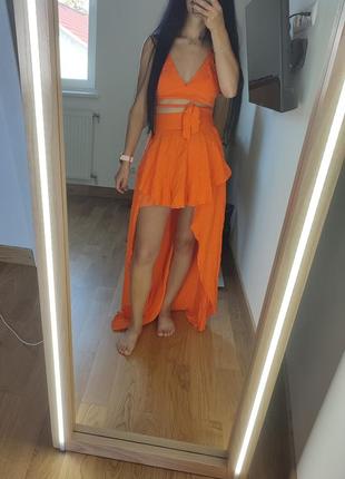 Шикарный комплект на пляж топ на завязках и юбка мини-макси оранжевый от shein