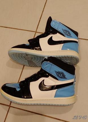 Кроссовки высокие nike air jordan 1 blue white black лак 40р.2 фото