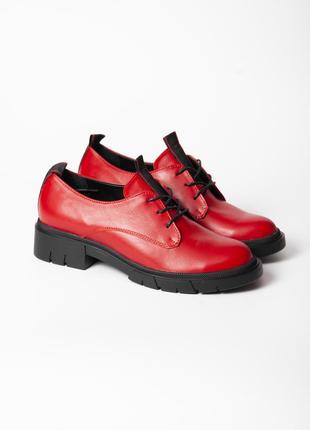 Червоні шкіряні туфлі-броги на шнурівці 38 розміру