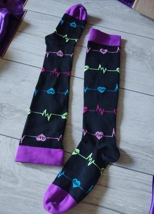 Крутые неформальные эмо панк рейв подколенники гетры сердечный ритм