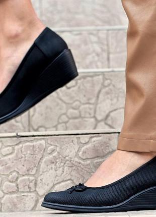 Туфли женские черные (l-720-1)4 фото