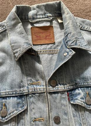 Кртка джинсовая levi’s7 фото