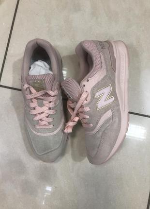 Кросівки newbalance