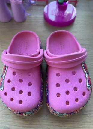 Тапочки crocs