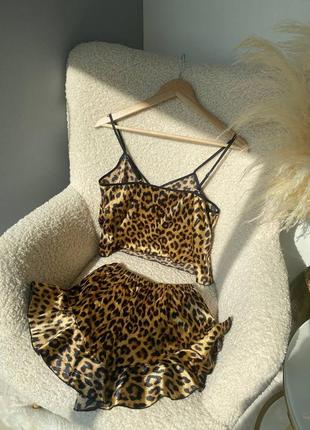 Комплект для дома пижамка шелк майка-топ и шорты мини с рюшами леопард5 фото