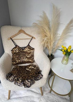 Комплект для дома пижамка шелк майка-топ и шорты мини с рюшами леопард4 фото