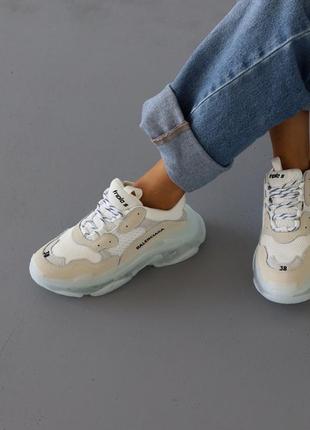 Женские кроссовки triple s clear sole white в наличии