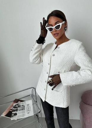 Женский белый твидовый пиджак сhanel