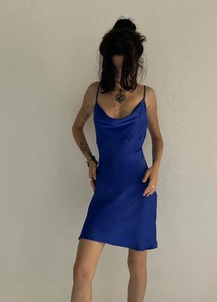 Яскраво синя міні сукня у білизняному стилі від bershka8 фото