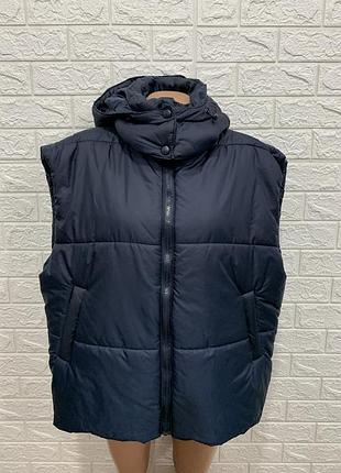 Новая женская жилетка