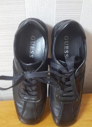 Кожаные кроссовки guess