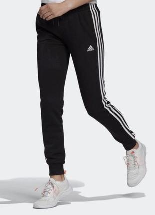 Спортивні штани жіночі adidas