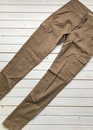 Джинсы сафари с накладными карманами размер с