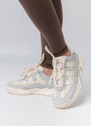 Молодіжні жіночі демісезонні кросівки в стилі adidas straps 🆕 адідас найтбол