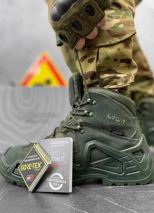 Тактичні черевики lowa gore-tex