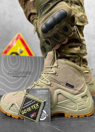 Тактичні черевики lowa gore-tex