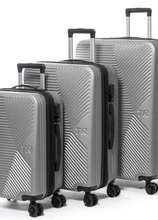 Шикарні валізи з пластику в срібному кольорі 3 штуки1 фото