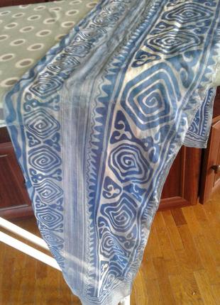 Винтажный голубой шифоновый шарф с ассиметричным принтом нюансы1 фото