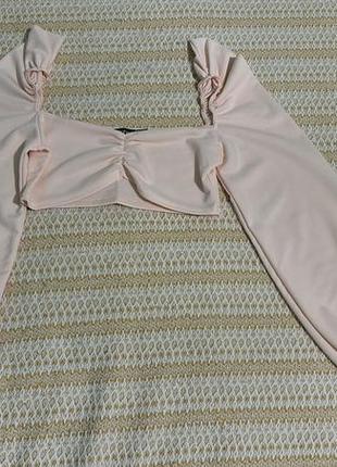 Топ с длинными рукавами