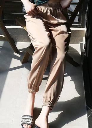 Широкі шовк шовкові висока брюки карго прямі посадка об‘ємні штани брюки3 фото