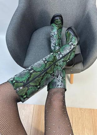 Екслюзивні чоботи з італійської шкіри та замші жіночі на підборах3 фото