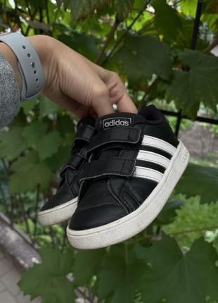 Оригинальный adidas1 фото