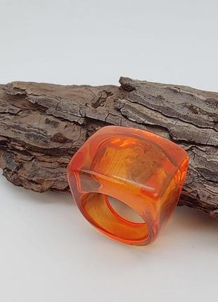 Кольцо из прозрачного оранжевого акрила арт. 04004