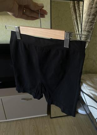 Шорты спортивные