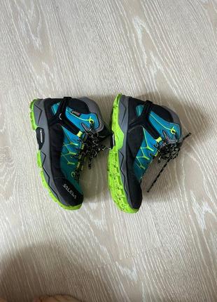 Черевики дитячі ботинки термо непромокаючі salewa jr alp trainer mid gtx gore-tex9 фото