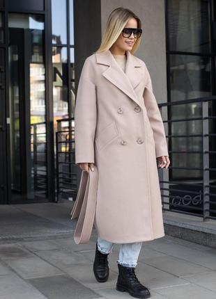 Пальто женское двубортное оверсайз утепленное, шерстяное, зимнее, бренд, длинное, однотонное, лате бежевое9 фото