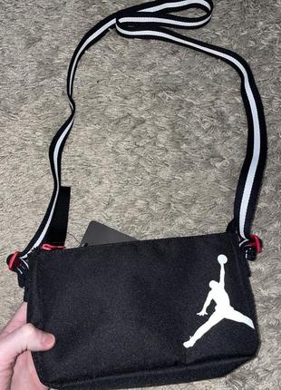 Сумка-бананка air jordan, оригинал, средних размеров