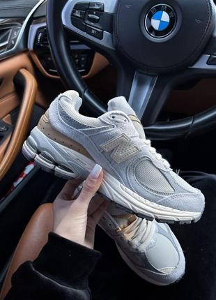 Женские кроссовки new balance 2002r grey beige / smb